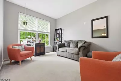 44 Haze Way, Lopatcong Township, NJ 08865 - Photo 4