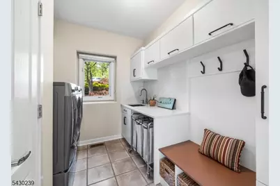 7 Heath Dr, Chester, NJ 07930 - Photo 18