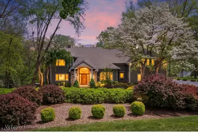7 Heath Dr, Chester, NJ 07930 - Photo 1