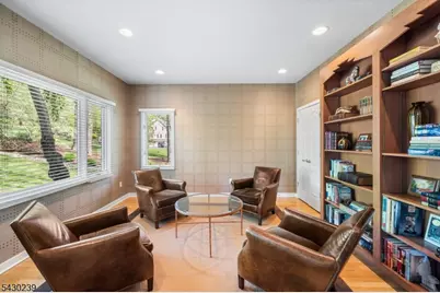 7 Heath Dr, Chester, NJ 07930 - Photo 8