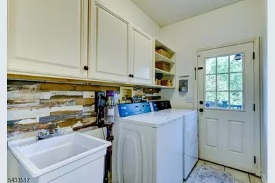 302 Kelly Dr, Branchburg Township, NJ 08853 - Photo 24