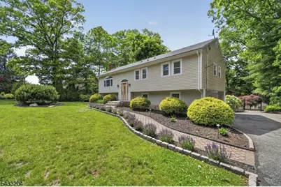 34 Sweetman Ln, West Milford Twp., NJ 07480 - Photo 2