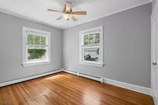 26 Howe Ave, Montclair, NJ 07042 - Photo 16