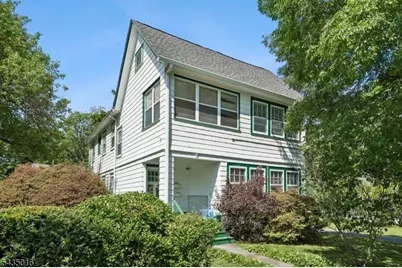 26 Howe Ave #2, Montclair, NJ 07042 - Photo 2