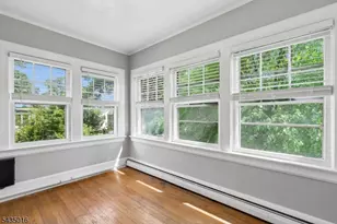 26 Howe Ave, Montclair, NJ 07042 - Photo 12