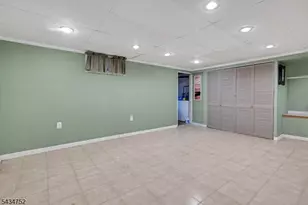 185 Ratzer Rd, Wayne, NJ 07470 - Photo 18