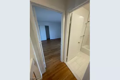 73 Linda Ln, Edison, NJ 08820 - Photo 36