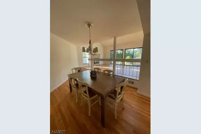 73 Linda Ln, Edison, NJ 08820 - Photo 20