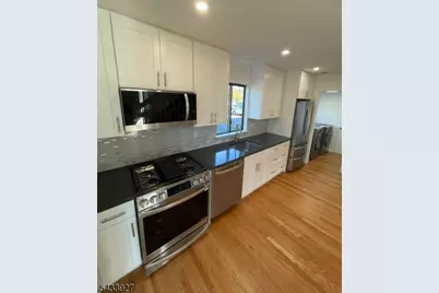 73 Linda Ln, Edison, NJ 08820 - Photo 10