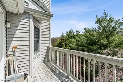 8 Quartz Ln, Paterson, NJ 07501 - Photo 26