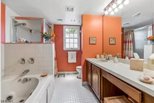 8 Quartz Ln, Paterson, NJ 07501 - Photo 14