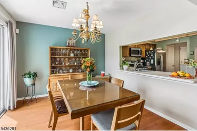 8 Quartz Ln, Paterson, NJ 07501 - Photo 4