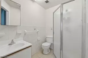 606 S 19th St, Newark, NJ 07103 - Photo 6