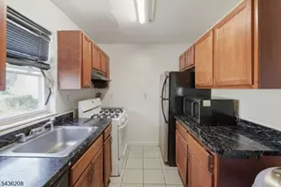 606 S 19th St, Newark, NJ 07103 - Photo 4