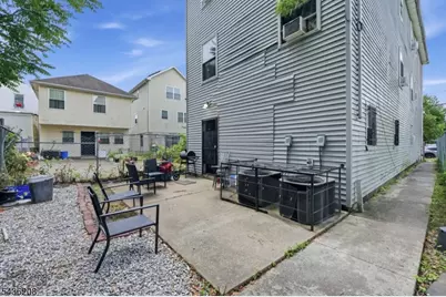 606 S 19th St, Newark, NJ 07103 - Photo 20
