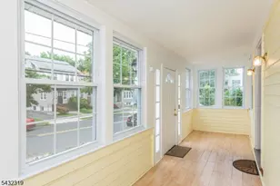 85 Jacoby St, Maplewood, NJ 07040 - Photo 2