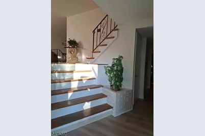 721 Taft Ave, North Plainfield, NJ 07063 - Photo 2