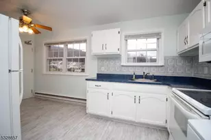 322 Richard Mine Rd, Rockaway Township, NJ 07885 - Photo 10