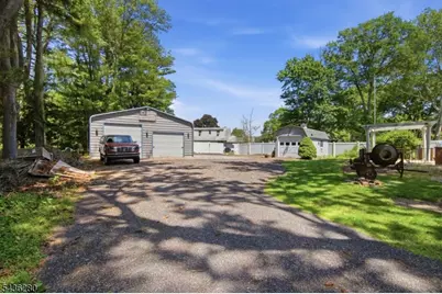 1252 Ringwood Ave, Pompton Lakes, NJ 07442 - Photo 8