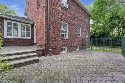 285 W Hudson Ave, Englewood, NJ 07631 - Photo 32
