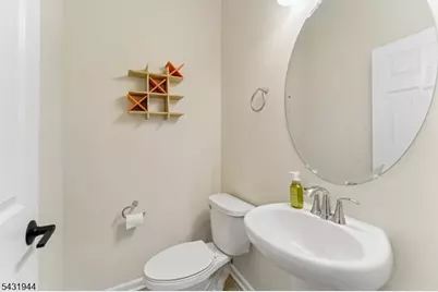 1 Haralson Ct, Livingston Twp., NJ 07039 - Photo 12