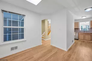 4 Woodmont Dr, Randolph Township, NJ 07869 - Photo 10