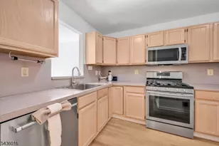 4 Woodmont Dr, Randolph Township, NJ 07869 - Photo 6