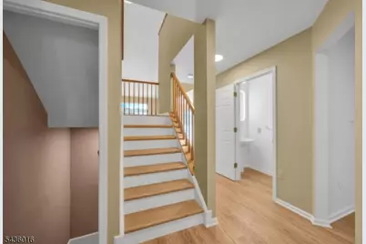 4 Woodmont Dr, Randolph Township, NJ 07869 - Photo 8