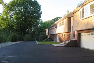 25 Storms Ave, Wanaque, NJ 07420 - Photo 4