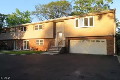 25 Storms Ave #B, Wanaque, NJ 07420 - Photo 2