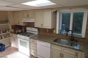 25 Storms Ave, Wanaque, NJ 07420 - Photo 30
