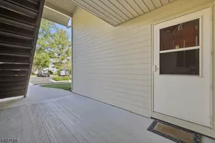 195 English Pl, Bernards Township, NJ 07920 - Photo 6