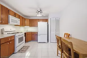 195 English Pl, Bernards Township, NJ 07920 - Photo 10