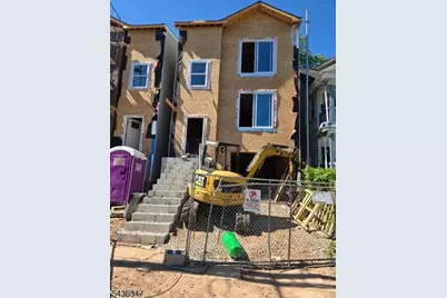 16 Cliff St, Newark, NJ 07106 - Photo 2