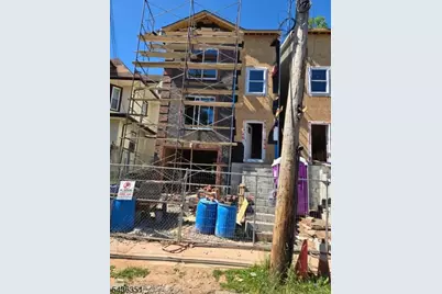 14 Cliff St, Newark, NJ 07106 - Photo 2