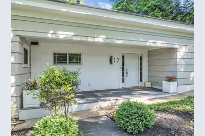 17 Hilltop Ter, Red Bank, NJ 07701 - Photo 4