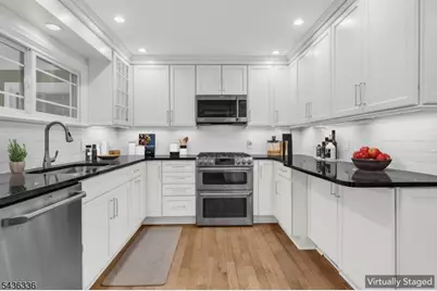 17 Hilltop Ter, Red Bank, NJ 07701 - Photo 10