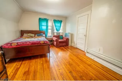352 N 7th St, Newark, NJ 07107 - Photo 16