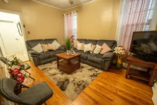 352 N 7th St, Newark, NJ 07107 - Photo 4