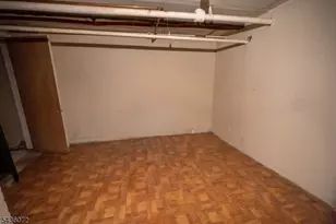 352 N 7th St, Newark, NJ 07107 - Photo 24