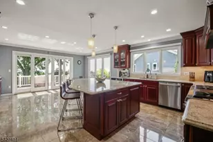 1008 Mary Allen Ln, Mountainside, NJ 07092 - Photo 6