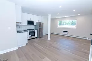 162 Spring St, Orange, NJ 07050 - Photo 12
