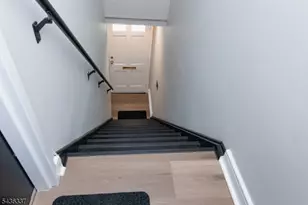 162 Spring St, Orange, NJ 07050 - Photo 24