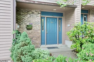 164 Winchester Ct, Washington Township, NJ 07676 - Photo 2