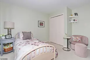 164 Winchester Ct, Washington Township, NJ 07676 - Photo 14