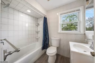 8 Melrose Ter, Elizabeth, NJ 07208 - Photo 18