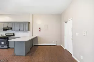 169 Mt Prospect Ave, Newark, NJ 07104 - Photo 4
