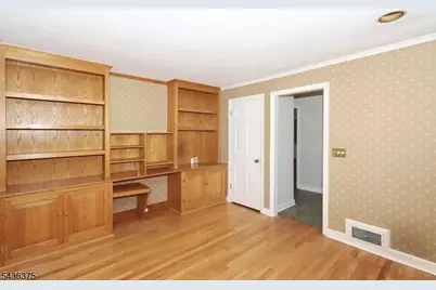 785 Lamberts Mill Rd, Westfield, NJ 07090 - Photo 18