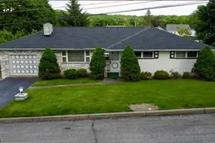 35 Hillside Ave, Netcong, NJ 07857 - Photo 1