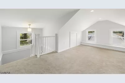 34 Parkview Dr, Millburn, NJ 07041 - Photo 10